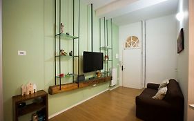 Guasto Apartment